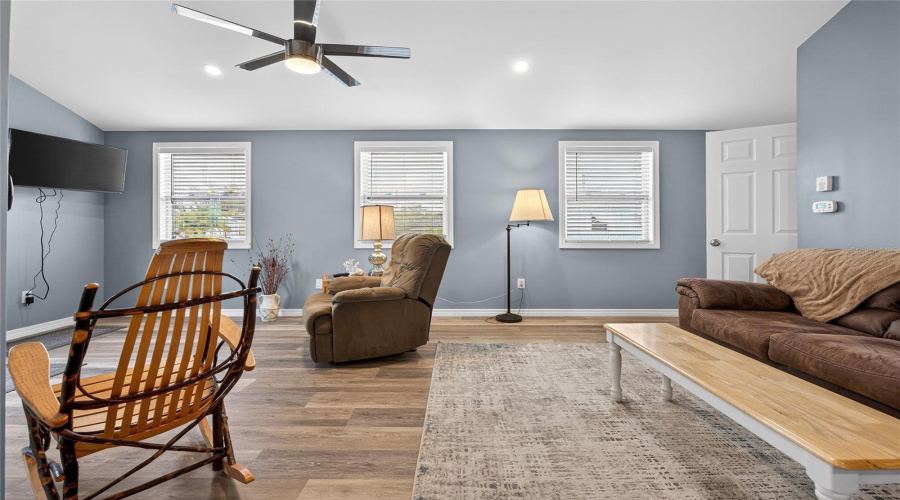 Nokomis, Florida 34275, 2 Bedroom Bedrooms, ,1 Bathroombathrooms,Residential,For Sale,Crown Point,0,Mfrn6142800