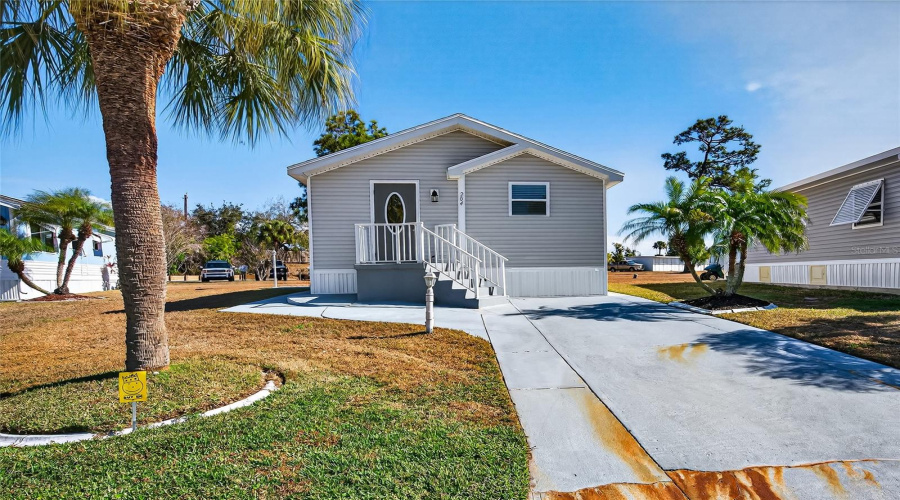 Nokomis, Florida 34275, 2 Bedroom Bedrooms, ,1 Bathroombathrooms,Residential,For Sale,Crown Point,0,Mfrn6142800