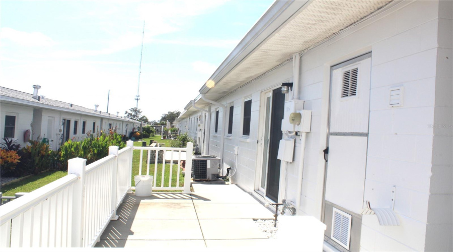 Seminole, Florida 33772, 1 Bedroom Bedrooms, ,1 Bathroombathrooms,Residential,For Sale,Park Blvd,0,Mfrtb8542949