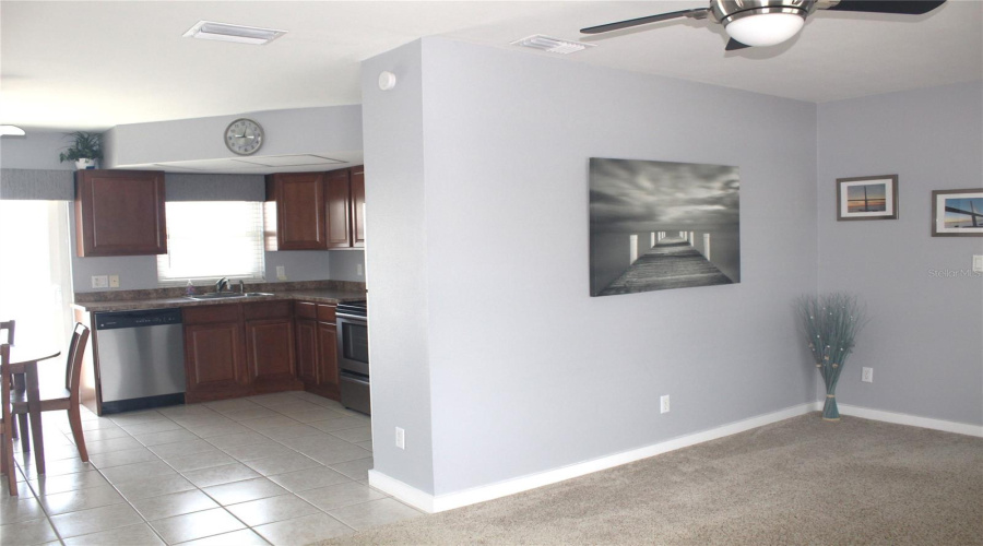 Seminole, Florida 33772, 1 Bedroom Bedrooms, ,1 Bathroombathrooms,Residential,For Sale,Park Blvd,0,Mfrtb8542949