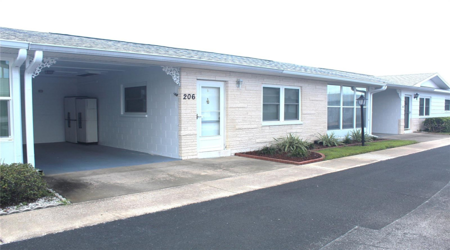 Seminole, Florida 33772, 1 Bedroom Bedrooms, ,1 Bathroombathrooms,Residential,For Sale,Park Blvd,0,Mfrtb8542949
