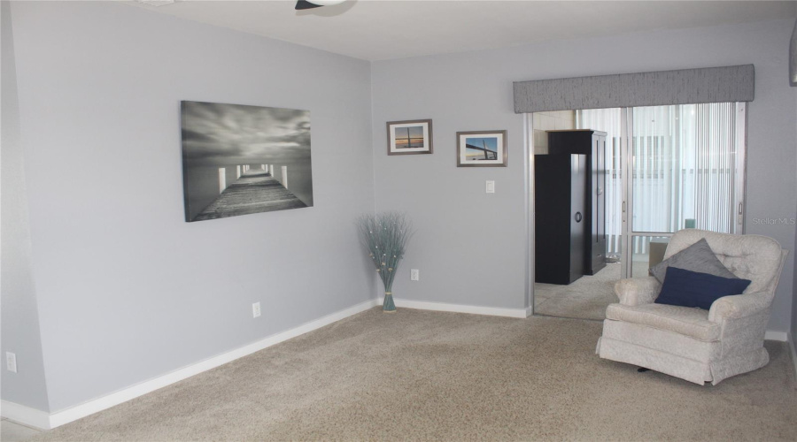 Seminole, Florida 33772, 1 Bedroom Bedrooms, ,1 Bathroombathrooms,Residential,For Sale,Park Blvd,0,Mfrtb8542949