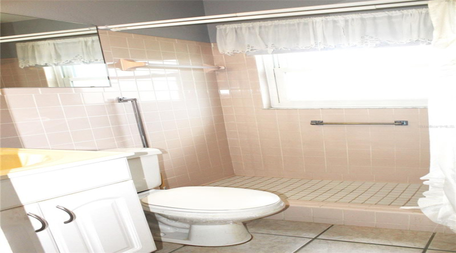 Seminole, Florida 33772, 1 Bedroom Bedrooms, ,1 Bathroombathrooms,Residential,For Sale,Park Blvd,0,Mfrtb8542949