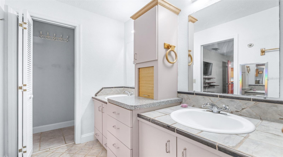 Inverness, Florida 34452, 2 Bedroom Bedrooms, ,2 Bathroombathrooms,Residential,For Sale,Vale,0,Mfrtb8542357