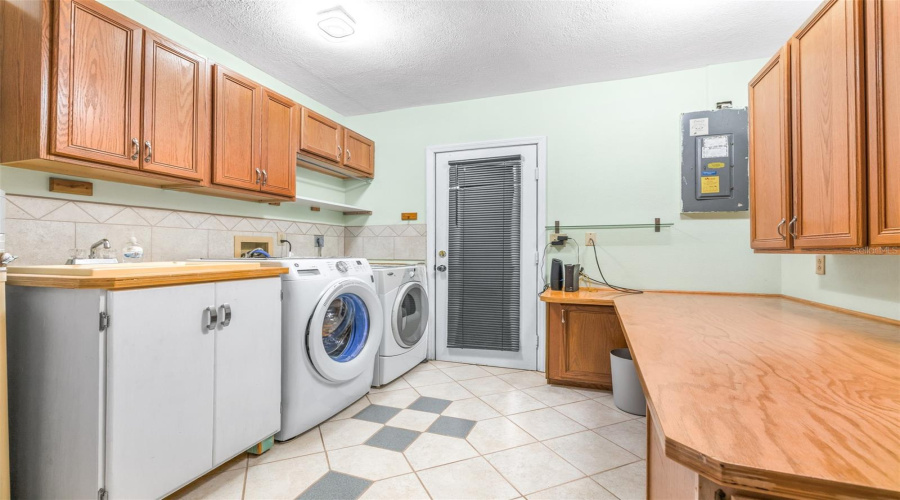 Inverness, Florida 34452, 2 Bedroom Bedrooms, ,2 Bathroombathrooms,Residential,For Sale,Vale,0,Mfrtb8542357