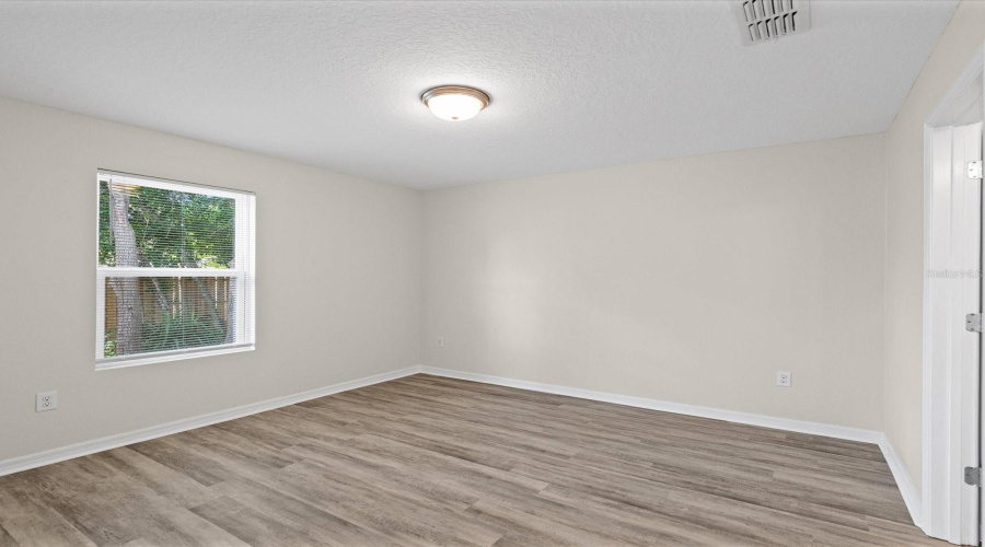 Spring Hill, Florida 34606, 3 Bedroom Bedrooms, ,2 Bathroombathrooms,Residential,For Sale,Mohawk,0,Mfrw7888953