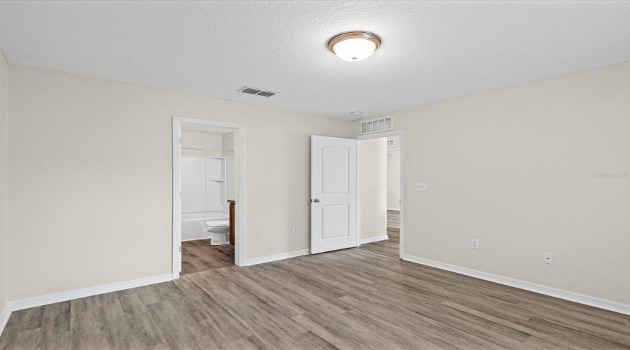 Spring Hill, Florida 34606, 3 Bedroom Bedrooms, ,2 Bathroombathrooms,Residential,For Sale,Mohawk,0,Mfrw7888953