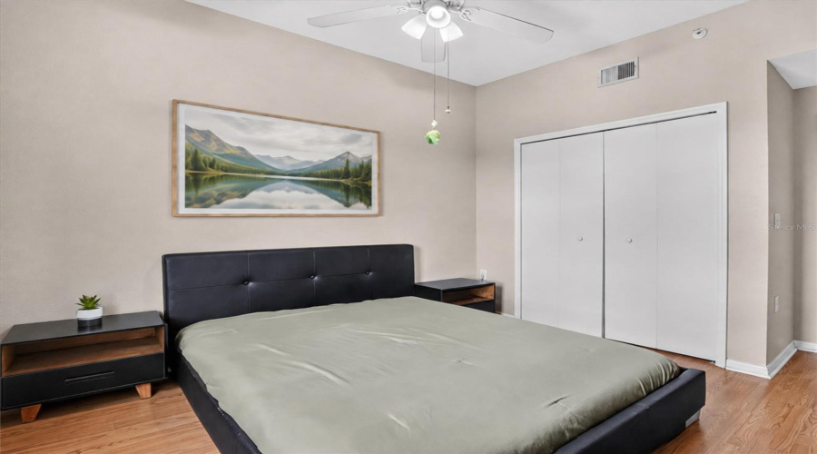 St Petersburg, Florida 33701, 2 Bedroom Bedrooms, ,2 Bathroombathrooms,Residential,For Sale,4Th,0,Mfrtb8540432