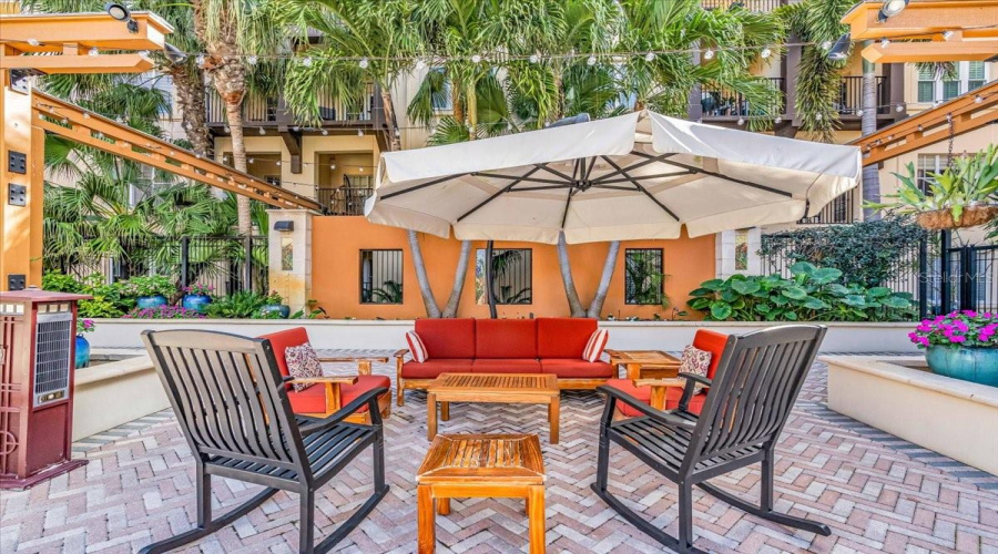 St Petersburg, Florida 33701, 2 Bedroom Bedrooms, ,2 Bathroombathrooms,Residential,For Sale,4Th,0,Mfrtb8540432