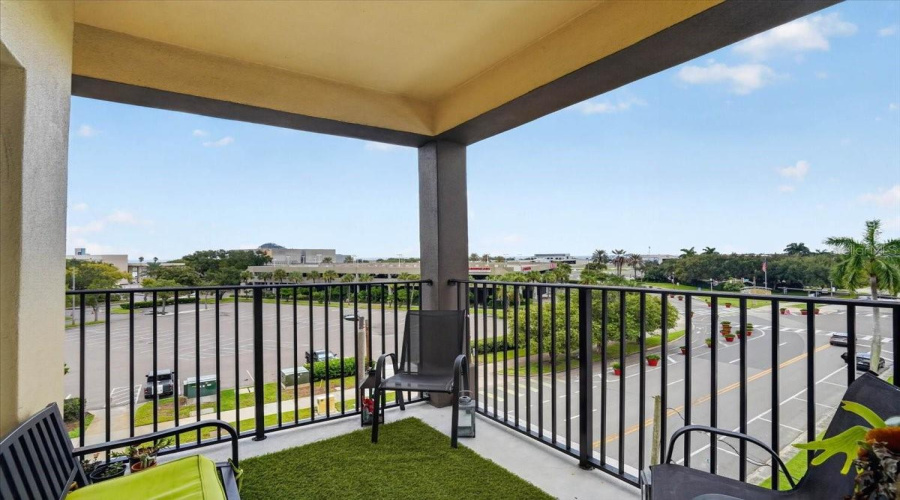 St Petersburg, Florida 33701, 2 Bedroom Bedrooms, ,2 Bathroombathrooms,Residential,For Sale,4Th,0,Mfrtb8540432