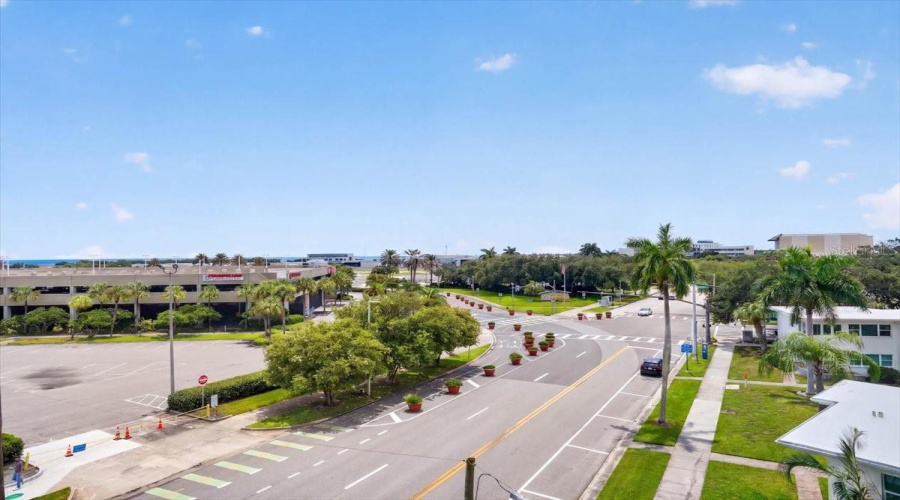 St Petersburg, Florida 33701, 2 Bedroom Bedrooms, ,2 Bathroombathrooms,Residential,For Sale,4Th,0,Mfrtb8540432