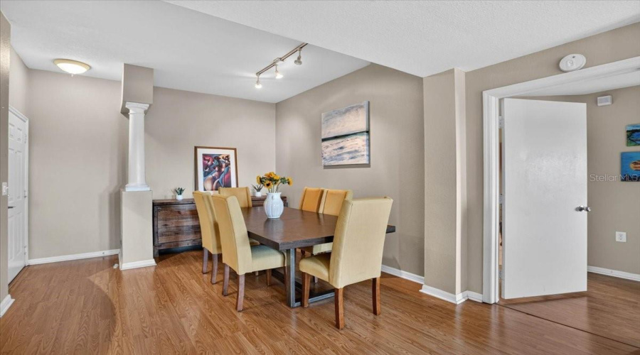 St Petersburg, Florida 33701, 2 Bedroom Bedrooms, ,2 Bathroombathrooms,Residential,For Sale,4Th,0,Mfrtb8540432