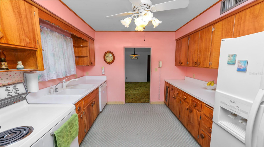 Davenport, Florida 33837, 3 Bedroom Bedrooms, ,1 Bathroombathrooms,Residential,For Sale,Orange,0,Mfrl4953381