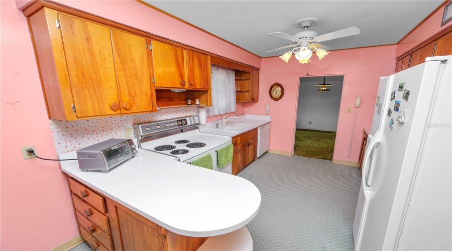 Davenport, Florida 33837, 3 Bedroom Bedrooms, ,1 Bathroombathrooms,Residential,For Sale,Orange,0,Mfrl4953381