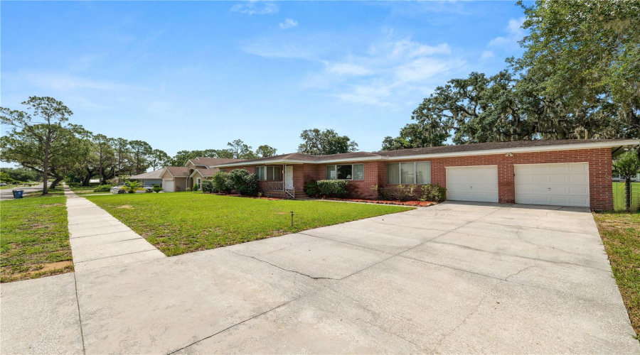 Davenport, Florida 33837, 3 Bedroom Bedrooms, ,1 Bathroombathrooms,Residential,For Sale,Orange,0,Mfrl4953381
