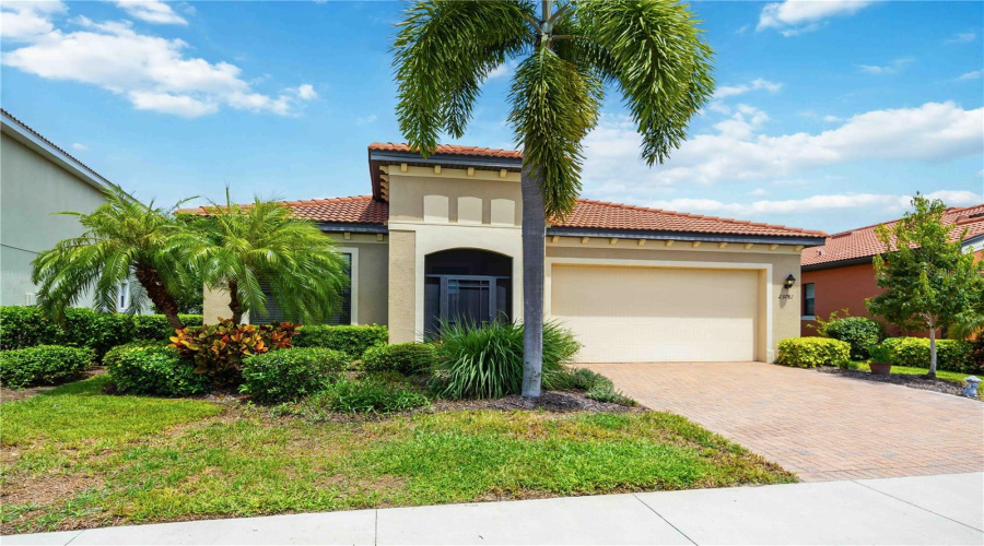 Venice, Florida 34293, 3 Bedroom Bedrooms, ,3 Bathroombathrooms,Residential,For Sale,Waverly,0,Mfrd6148388