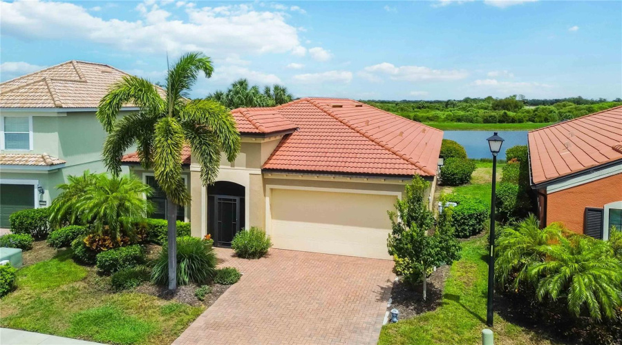 Venice, Florida 34293, 3 Bedroom Bedrooms, ,3 Bathroombathrooms,Residential,For Sale,Waverly,0,Mfrd6148388