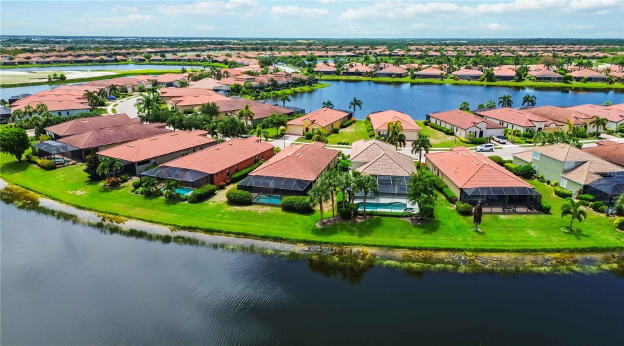 Venice, Florida 34293, 3 Bedroom Bedrooms, ,3 Bathroombathrooms,Residential,For Sale,Waverly,0,Mfrd6148388