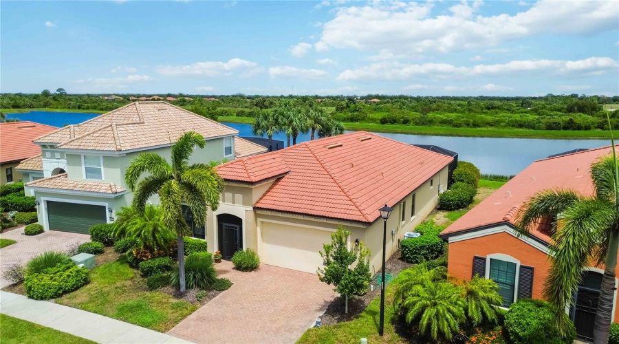 Venice, Florida 34293, 3 Bedroom Bedrooms, ,3 Bathroombathrooms,Residential,For Sale,Waverly,0,Mfrd6148388