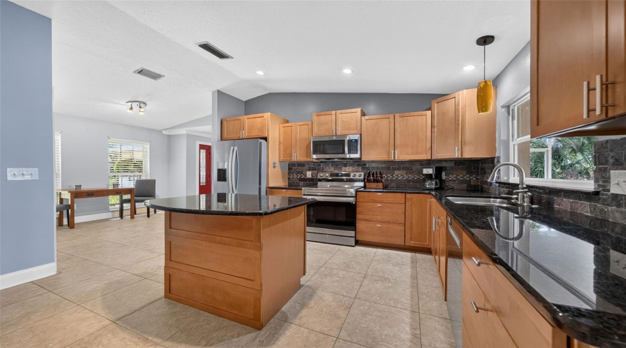 Kitchen 12'X11'