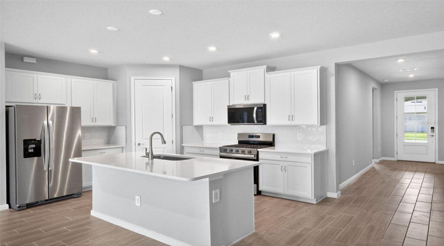 Parrish, Florida 34219, 4 Bedroom Bedrooms, ,3 Bathroombathrooms,Residential,For Sale,Aurelia,0,Mfrtb8487185