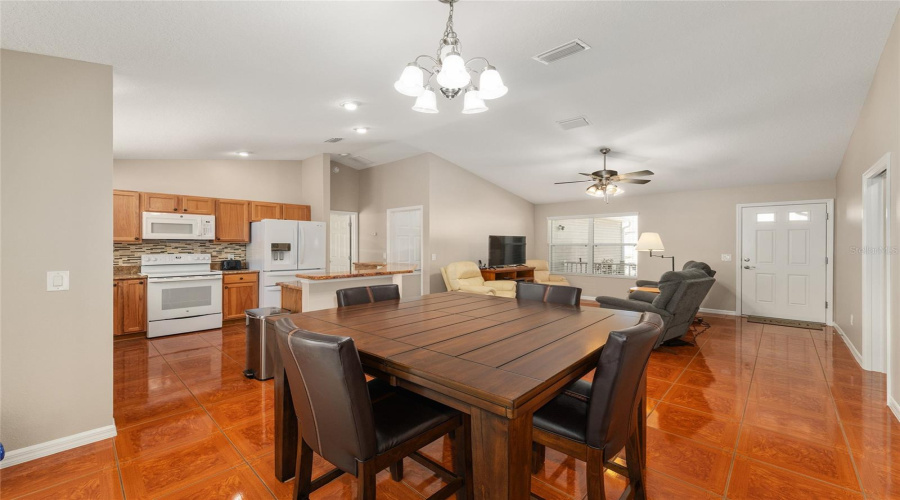 The Villages, Florida 32162, 3 Bedroom Bedrooms, ,2 Bathroombathrooms,Residential,For Sale,Hopespring,0,Mfrg5113681
