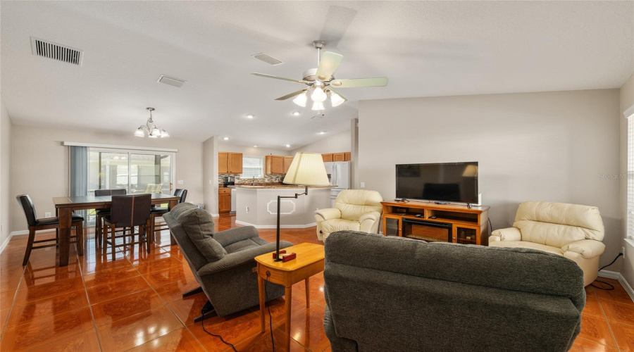The Villages, Florida 32162, 3 Bedroom Bedrooms, ,2 Bathroombathrooms,Residential,For Sale,Hopespring,0,Mfrg5113681