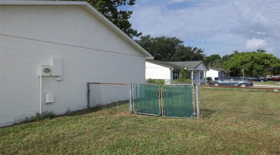 Orlando, Florida 32822, 3 Bedroom Bedrooms, ,1 Bathroombathrooms,Residential,For Sale,Edgefield,0,Mfro6436055