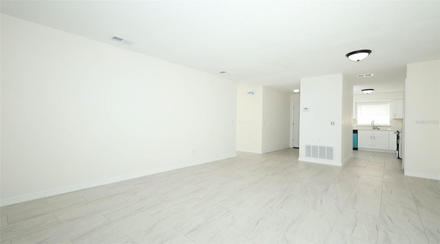 Orlando, Florida 32822, 3 Bedroom Bedrooms, ,1 Bathroombathrooms,Residential,For Sale,Edgefield,0,Mfro6436055