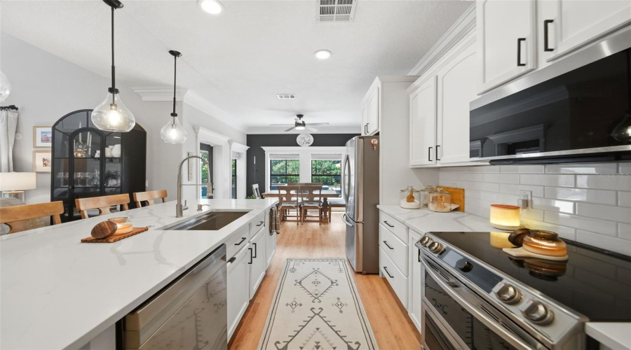 St Cloud, Florida 34772, 4 Bedroom Bedrooms, ,3 Bathroombathrooms,Residential,For Sale,Burberry,0,Mfro6436797