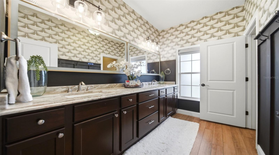 St Cloud, Florida 34772, 4 Bedroom Bedrooms, ,3 Bathroombathrooms,Residential,For Sale,Burberry,0,Mfro6436797