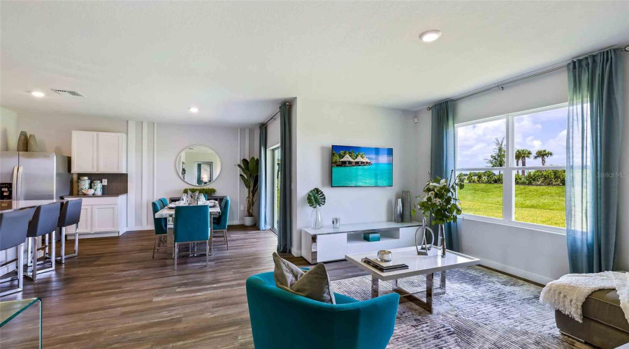 Lakewood Ranch, Florida 34211, 4 Bedroom Bedrooms, ,2 Bathroombathrooms,Residential,For Sale,Beehive,0,Mfra4691374