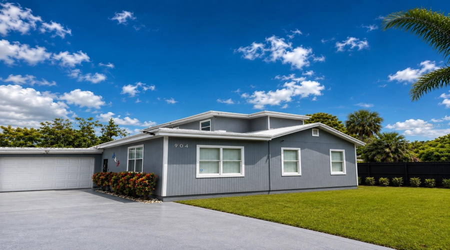 Lake Worth, Florida 33461, 6 Bedroom Bedrooms, ,4 Bathroombathrooms,Residential,For Sale,Summer,0,Mfrtb8542882