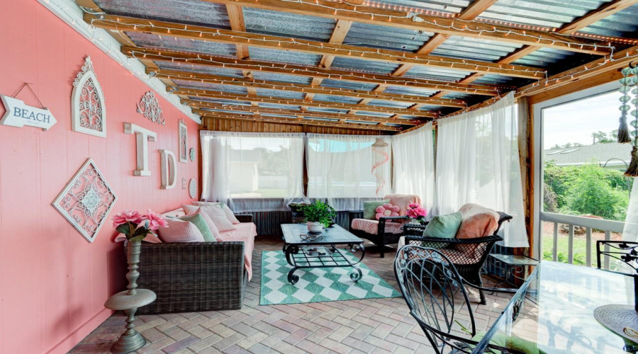Ormond Beach, Florida 32174, 3 Bedroom Bedrooms, ,2 Bathroombathrooms,Residential,For Sale,Laurel Oaks,0,Mfrfc321016