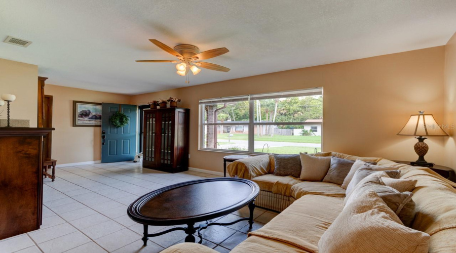 Ormond Beach, Florida 32174, 3 Bedroom Bedrooms, ,2 Bathroombathrooms,Residential,For Sale,Laurel Oaks,0,Mfrfc321016