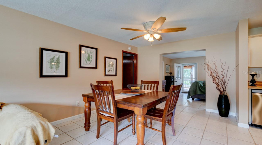 Ormond Beach, Florida 32174, 3 Bedroom Bedrooms, ,2 Bathroombathrooms,Residential,For Sale,Laurel Oaks,0,Mfrfc321016