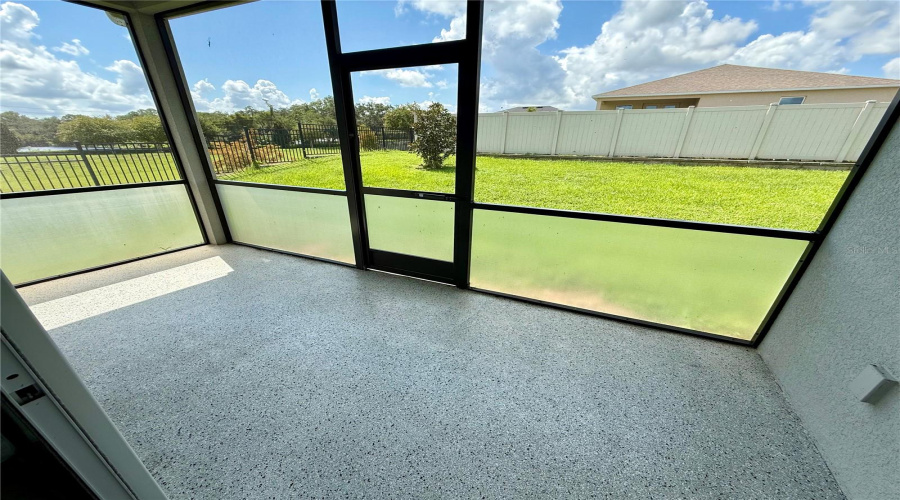 Screened Patio.