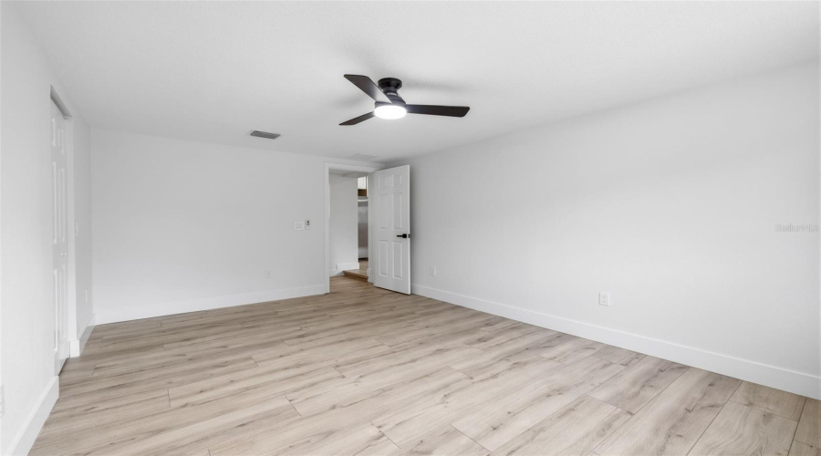 Tampa, Florida 33616, 4 Bedroom Bedrooms, ,2 Bathroombathrooms,Residential,For Sale,Wyoming,0,Mfrtb8531788
