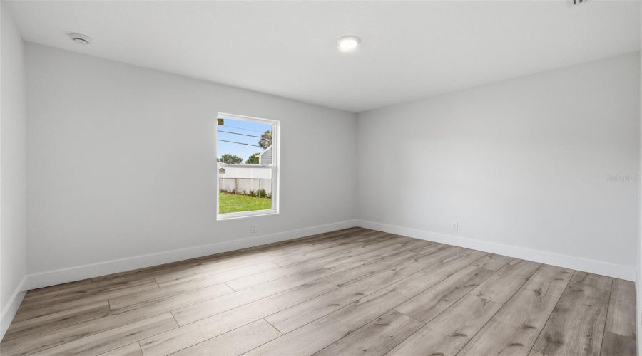 Tampa, Florida 33616, 4 Bedroom Bedrooms, ,2 Bathroombathrooms,Residential,For Sale,Wyoming,0,Mfrtb8531788