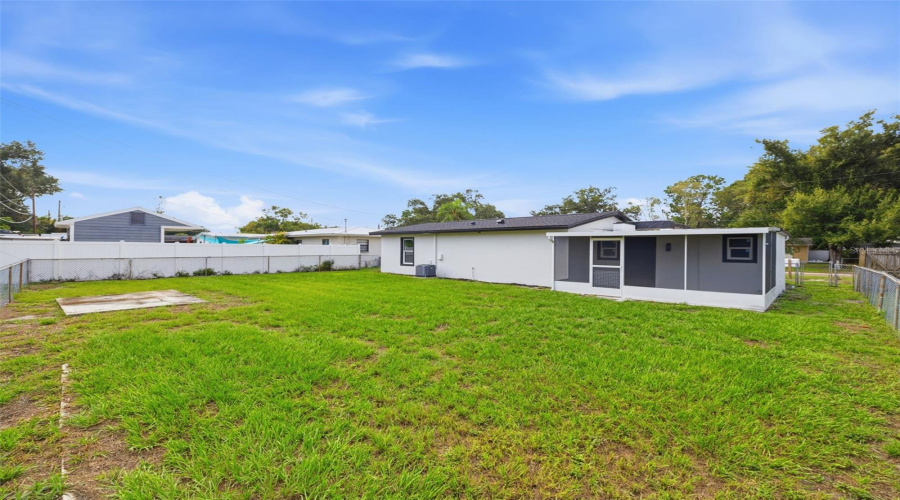 Tampa, Florida 33616, 4 Bedroom Bedrooms, ,2 Bathroombathrooms,Residential,For Sale,Wyoming,0,Mfrtb8531788
