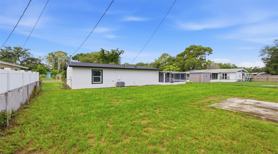 Tampa, Florida 33616, 4 Bedroom Bedrooms, ,2 Bathroombathrooms,Residential,For Sale,Wyoming,0,Mfrtb8531788