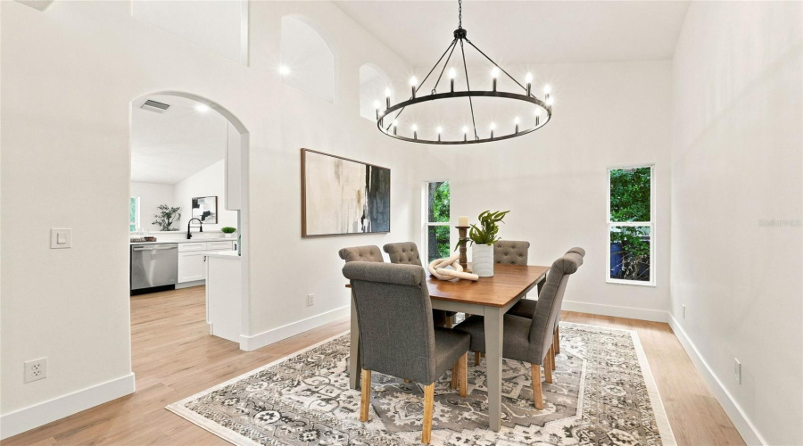 Lithia, Florida 33547, 4 Bedroom Bedrooms, ,2 Bathroombathrooms,Residential,For Sale,Bridgelawn,0,Mfrtb8539489