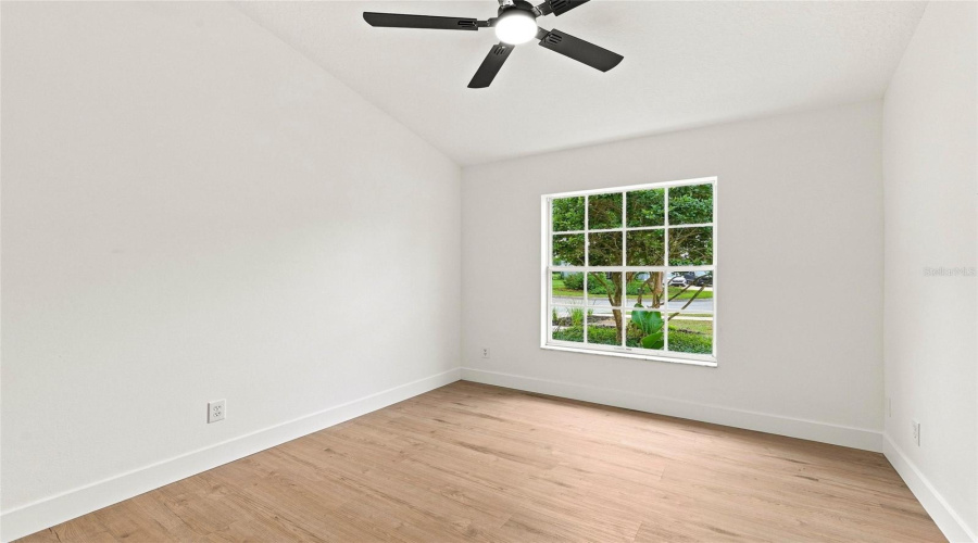 Lithia, Florida 33547, 4 Bedroom Bedrooms, ,2 Bathroombathrooms,Residential,For Sale,Bridgelawn,0,Mfrtb8539489