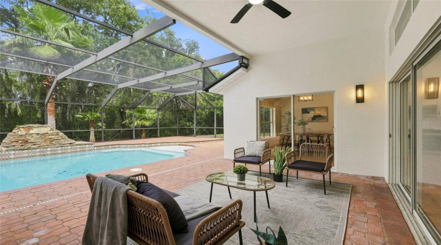 Lithia, Florida 33547, 4 Bedroom Bedrooms, ,2 Bathroombathrooms,Residential,For Sale,Bridgelawn,0,Mfrtb8539489