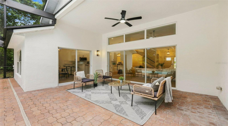 Lithia, Florida 33547, 4 Bedroom Bedrooms, ,2 Bathroombathrooms,Residential,For Sale,Bridgelawn,0,Mfrtb8539489
