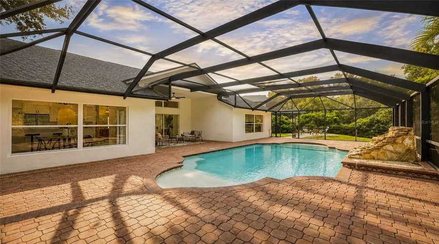 Lithia, Florida 33547, 4 Bedroom Bedrooms, ,2 Bathroombathrooms,Residential,For Sale,Bridgelawn,0,Mfrtb8539489