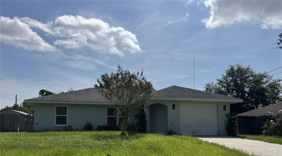 Orange City, Florida 32763, 3 Bedroom Bedrooms, ,2 Bathroombathrooms,Residential,For Sale,Walnut,0,Mfrv4950936