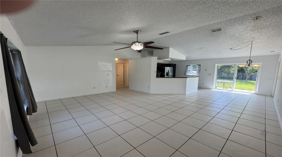 Orange City, Florida 32763, 3 Bedroom Bedrooms, ,2 Bathroombathrooms,Residential,For Sale,Walnut,0,Mfrv4950936