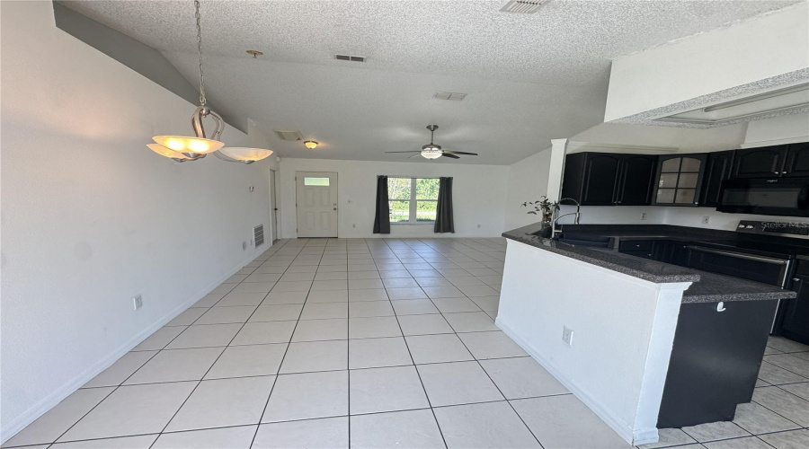 Orange City, Florida 32763, 3 Bedroom Bedrooms, ,2 Bathroombathrooms,Residential,For Sale,Walnut,0,Mfrv4950936