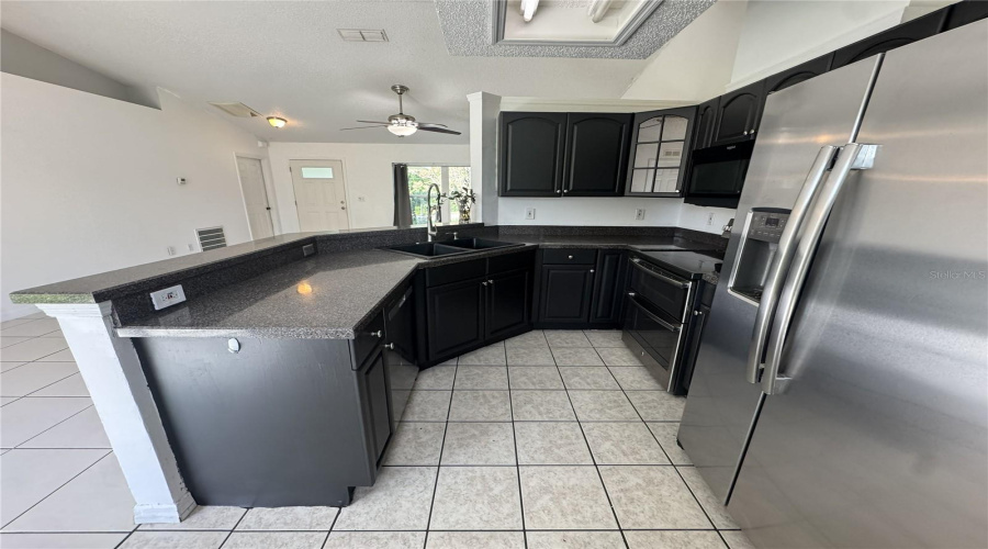 Orange City, Florida 32763, 3 Bedroom Bedrooms, ,2 Bathroombathrooms,Residential,For Sale,Walnut,0,Mfrv4950936